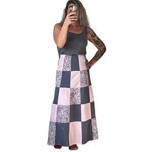 Vintage 60s/70s Handmade Patchwork Quilt Skirt. LIKE NEW! Boho / Hippie / Festiv